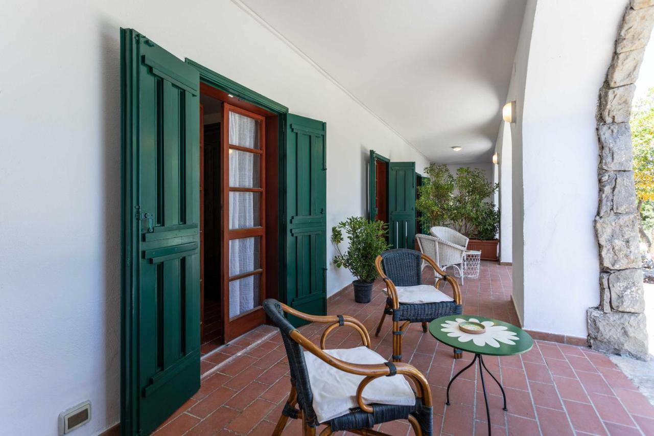 Il Posto Delle Fragole Bed and Breakfast Castro  Exteriör bild
