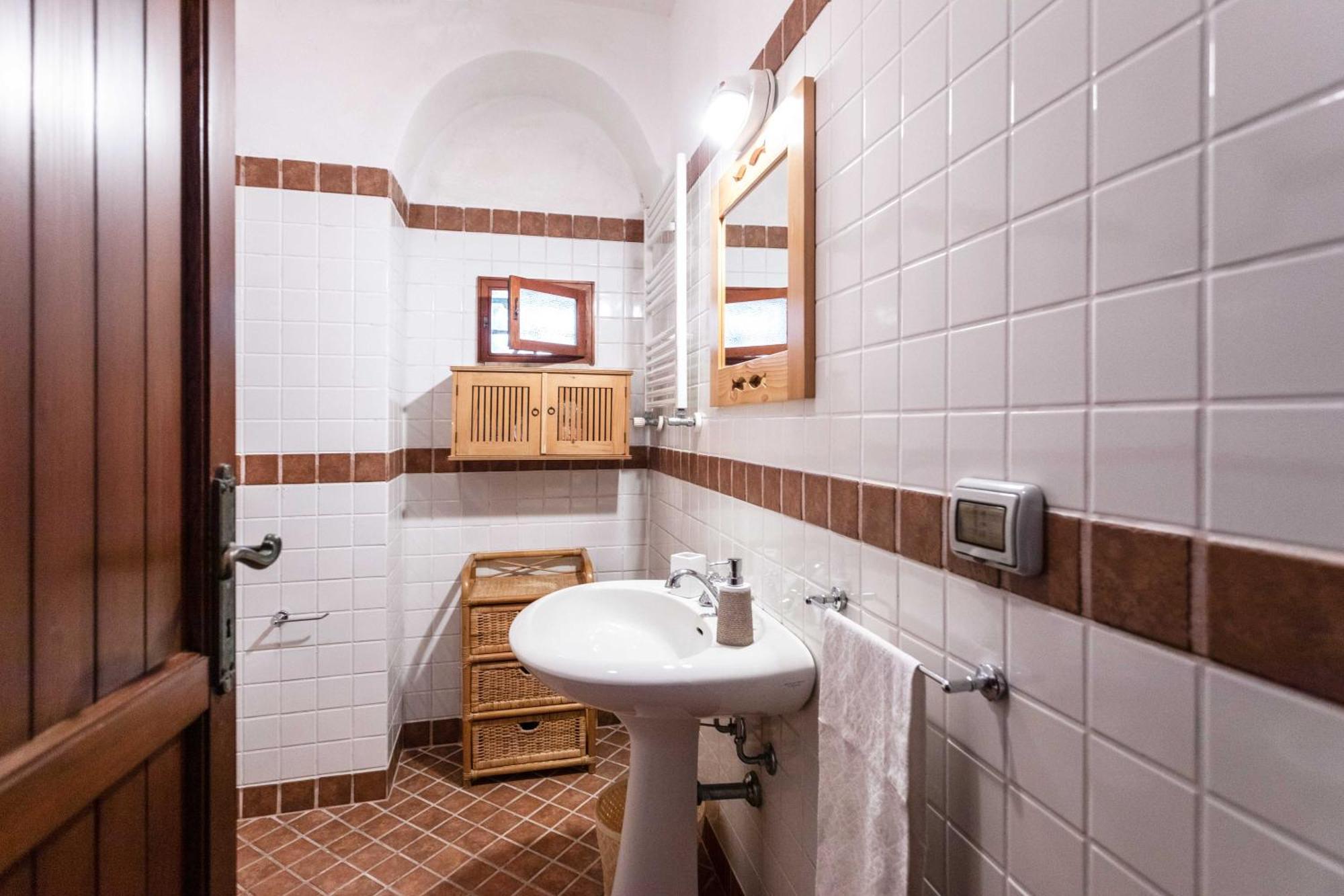 Il Posto Delle Fragole Bed and Breakfast Castro  Rum bild